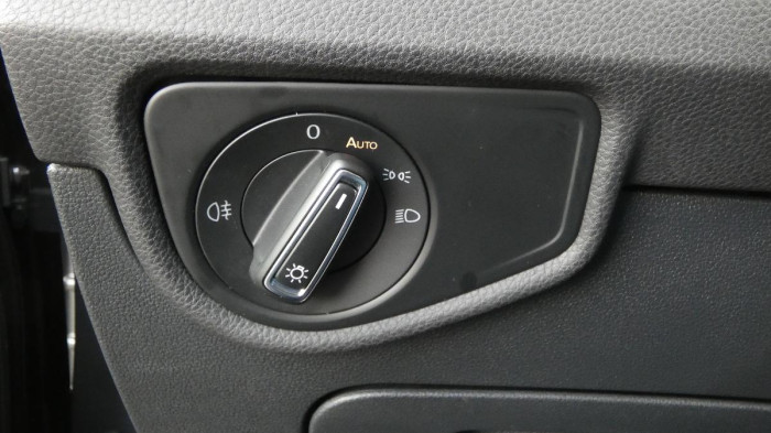 Volkswagen Touran 1.5 TSI Comfortline na operativní leasing