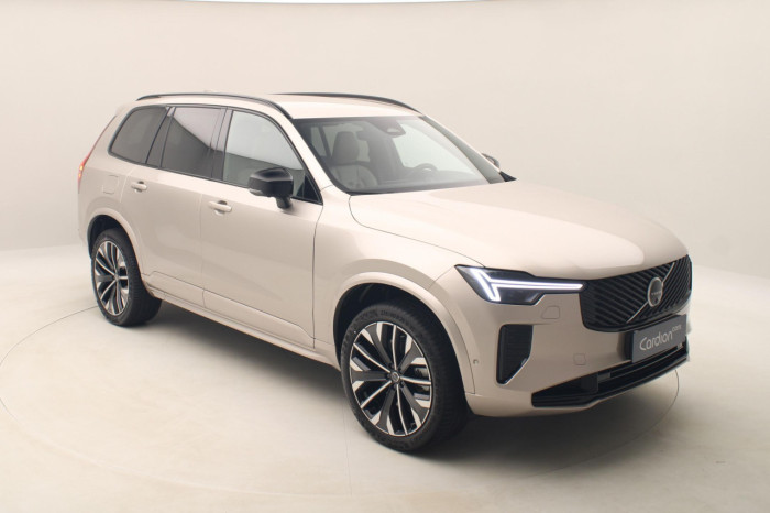 Volvo XC90 T8 AWD Plug-in DARK PLUS 7m na operativní leasing