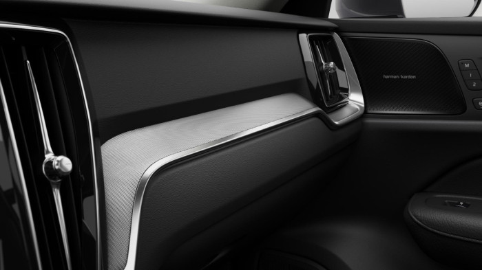 Volvo V60 B4 AUT BRIGHT PLUS na operativní leasing