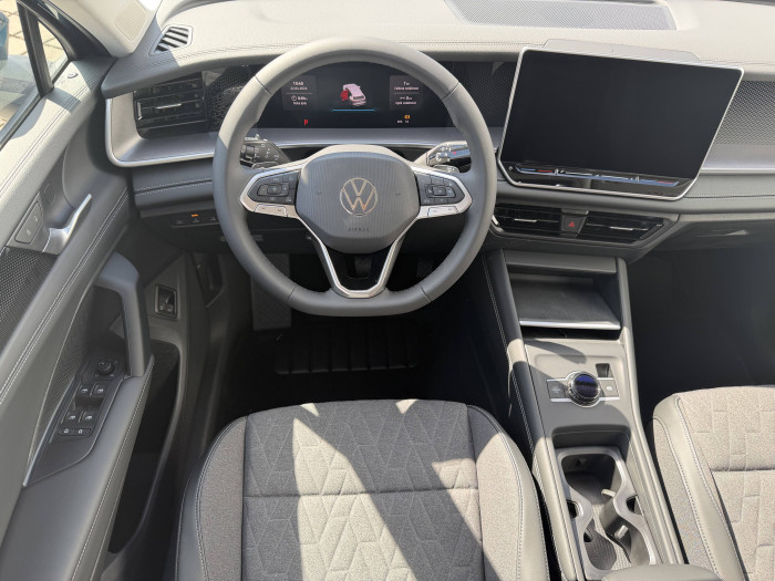 Volkswagen Tayron People PHEV 19,7kWh 1,5TSI / 110kW na operativní leasing