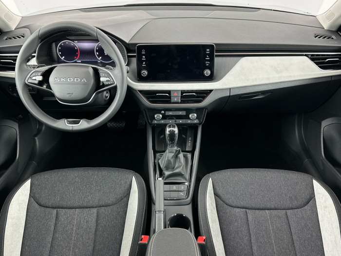 Škoda Scala 130 Premium let 1,0 TSI 85 kW DSG na operativní leasing