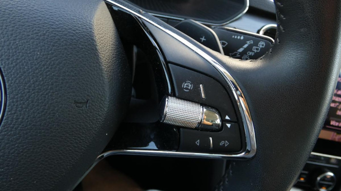Škoda Superb Combi 1.5 TSI DSG Style na operativní leasing