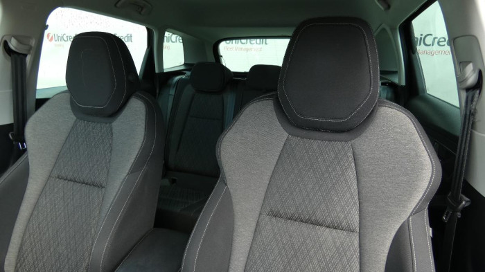 Škoda Karoq 2.0 TDI Style na operativní leasing