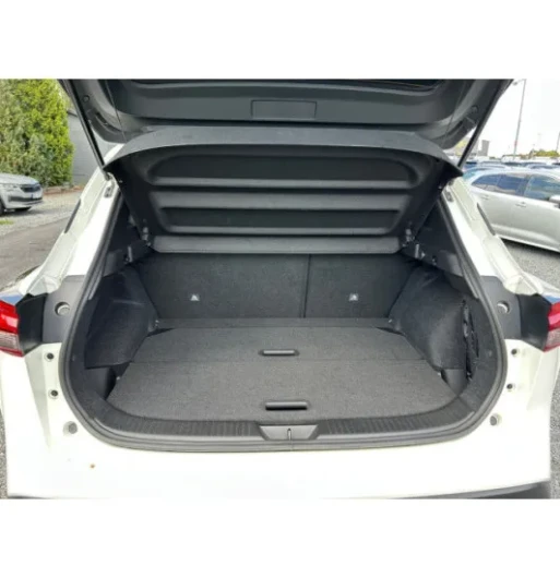 Nissan Qas. 1.3MHEV 158 N-Connecta AT na operativní leasing