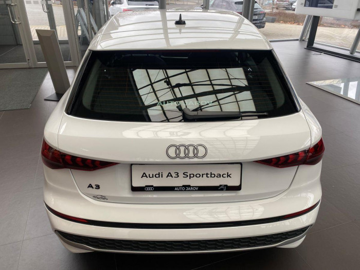 Audi A3 Spb 35 TFSI Stronic na operativní leasing
