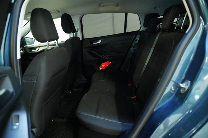 Ford Focus 1.0 EcoBoost 114 kW Titanium na operativní leasing