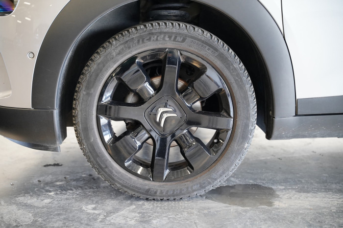 Citroën C4 Cactus 1.2 PureTech 81 kW Shine na operativní leasing