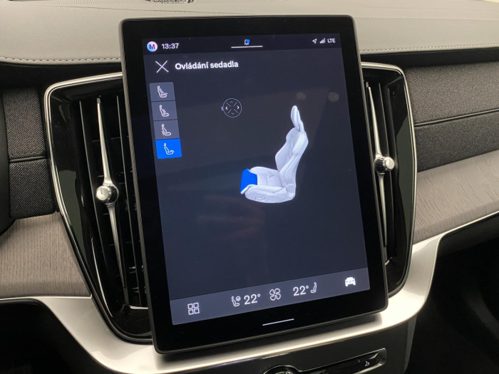 Volvo XC90 T8 AWD RECHARGE BRIGHT ULTRA na operativní leasing