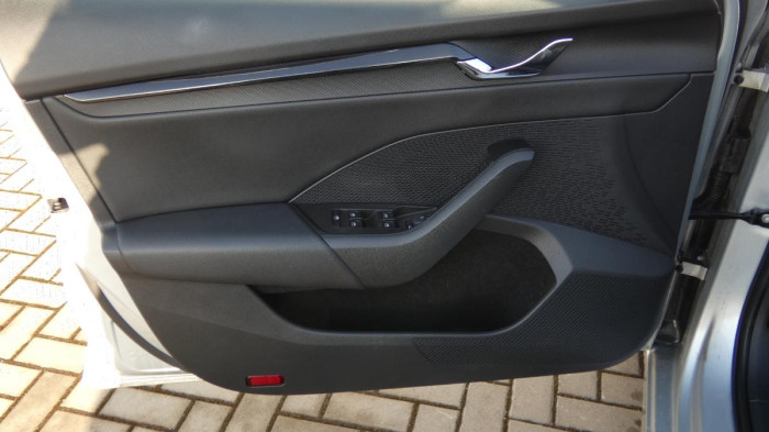 Škoda Octavia Combi 2,0 TDI Ambition na operativní leasing