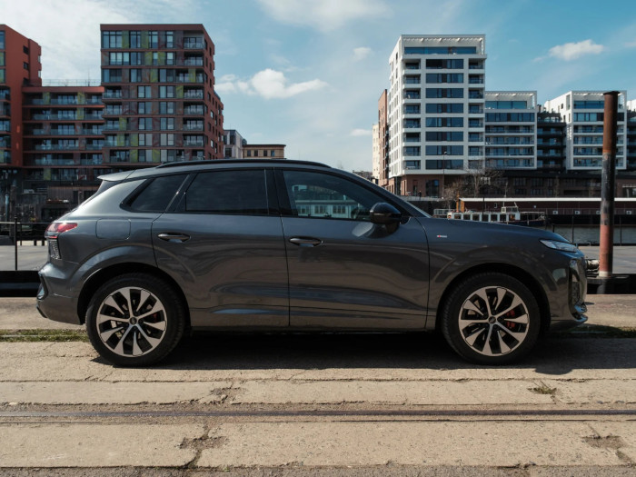 Audi Q3  1.5 TFSI 110 kW Benzín Automatická převodovka na operativní leasing