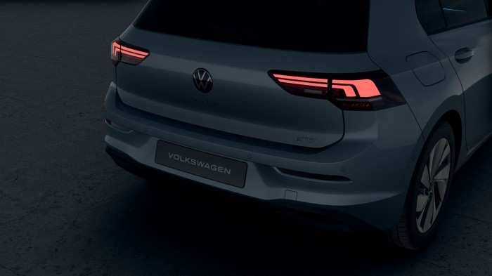 Volkswagen Golf People 1,5 eTSI 110  kW 7DSG mHEV na operativní leasing