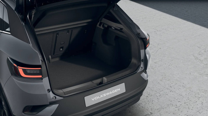 Volkswagen ID.4 Pure 58kWh / 140kW na operativní leasing