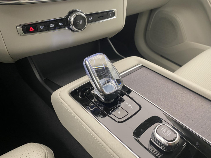 Volvo XC90 B5 AWD AUT BRIGHT PLUS 7míst na operativní leasing