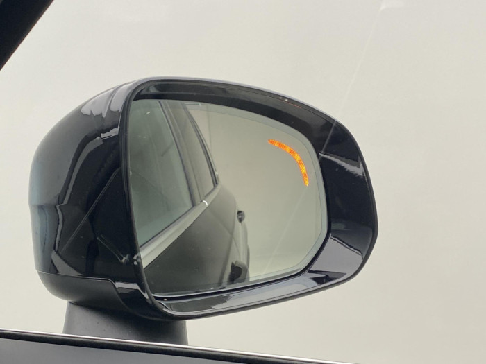 Volvo XC90 T8 AWD Plug-in BRIGHT PLUS 7m na operativní leasing