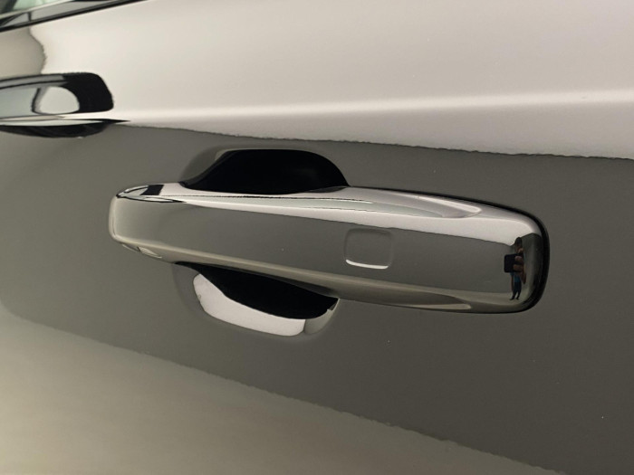 Volvo XC90 T8 AWD Plug-in DARK ULTRA na operativní leasing