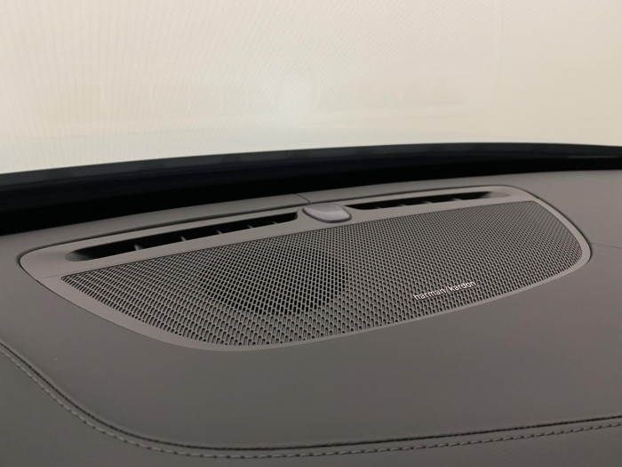 Volvo XC90 B5 AWD AUT DARK PLUS 7míst na operativní leasing