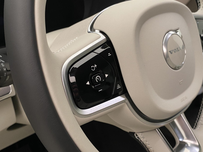 Volvo XC90 B5 AWD AUT BRIGHT PLUS 7míst na operativní leasing