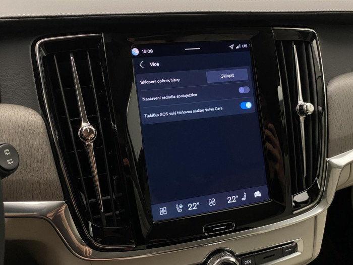 Volvo V90 T6 AWD Plug-in BRIGHT PLUS na operativní leasing