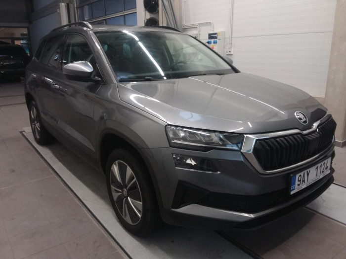 Škoda Karoq 1,5 TSI DSG Style na operativní leasing