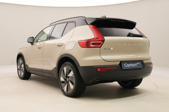 Volvo EX40 TWIN MOTOR AWD ULTRA na operativní leasing
