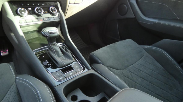 Škoda Kodiaq 2,0 TDI DSG 4x4 Sportline na operativní leasing