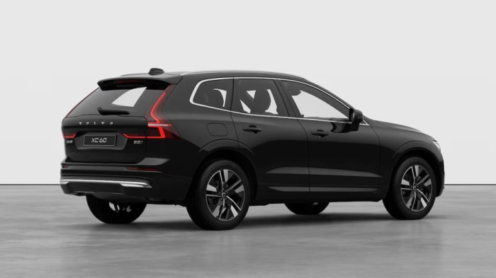 Volvo XC60 PLUS BRIGHT, B5 AWD, 184+10 kW / 250+14 HP na operativní leasing
