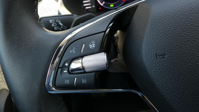 Škoda Octavia Combi 1,5 TSI DSG Style na operativní leasing