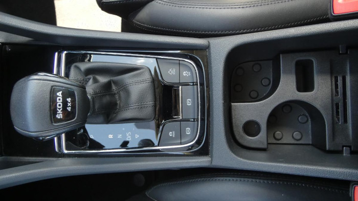 Renault Austral 1.3 MHEV 160 Techno na operativní leasing