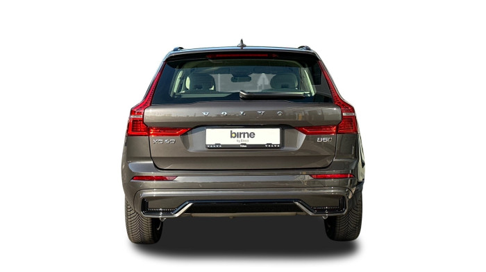 Volvo XC60 2.0 B5 - Benzín - Automat 8st. - 4x4 na operativní leasing
