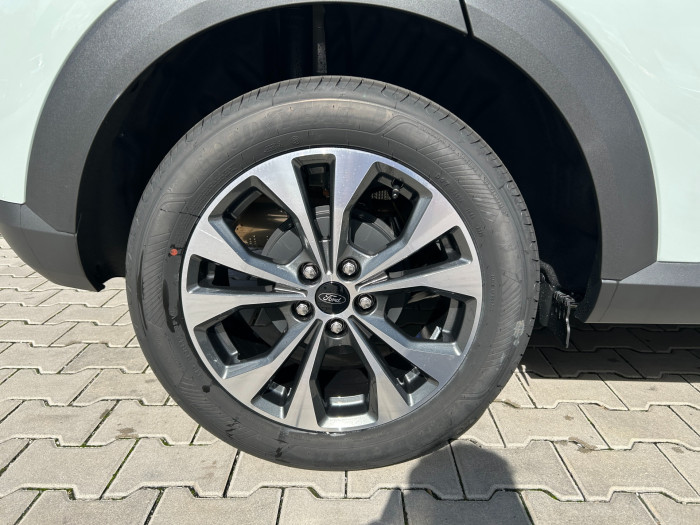 1.0EcoBoost mHEV 92kW TITANIUM na operativní leasing