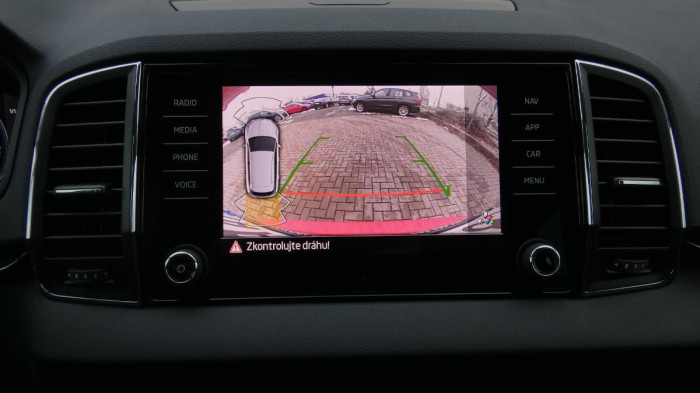 Škoda Karoq 1,5 TSI DSG Style na operativní leasing