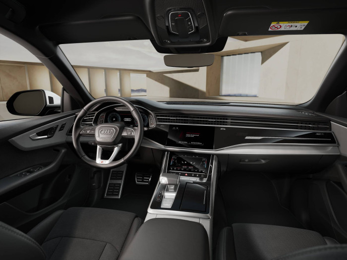Q8 SUV 50 TDI quattro 210 kW 8TT na operativní leasing