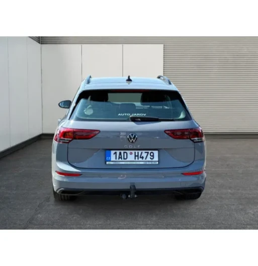 Volkswagen Golf Var.1.5 TSI 96 Life na operativní leasing