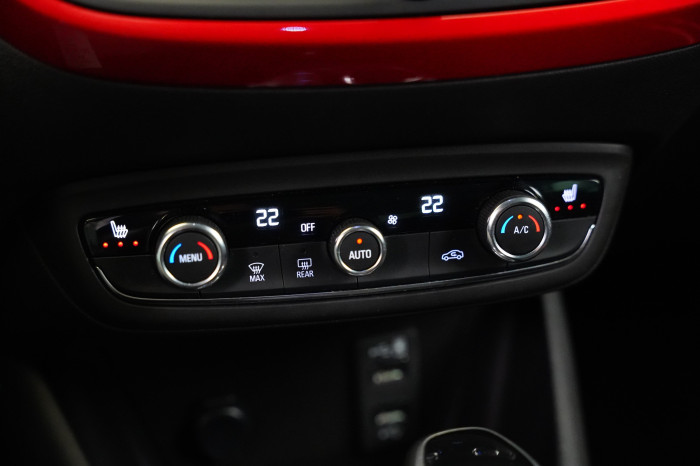 Opel Crossland X 1.2 Turbo 96 kW GS Line na operativní leasing