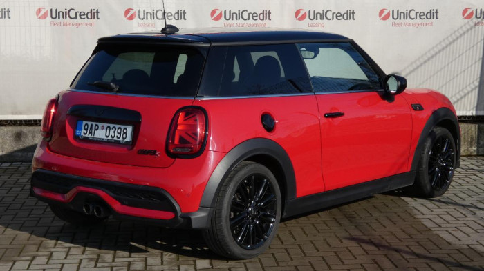 Mini Cooper S 2.0T aut. na operativní leasing