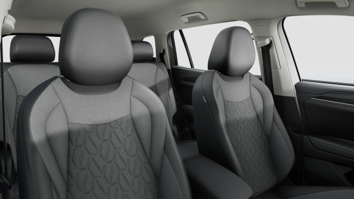 Volkswagen Tayron Life 1,5 TSI 150kW eHybrid 6DSG na operativní leasing