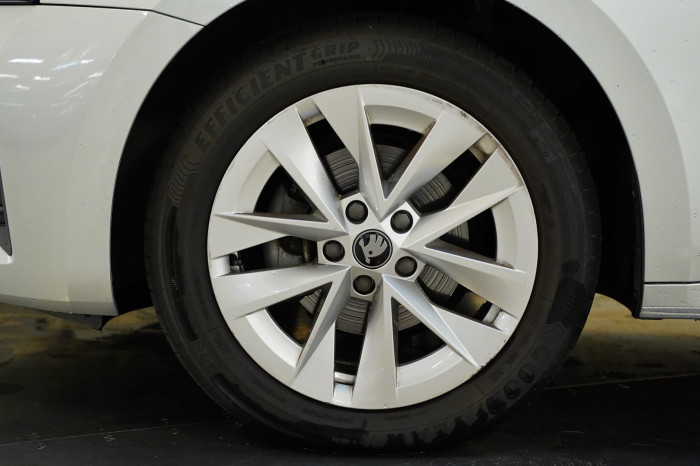 Škoda Octavia 2.0 TDI 110 kW Top Selection na operativní leasing