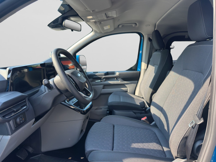 Ford Tourneo Custom 2,0 EcoBlue L2 TITANIUM na operativní leasing
