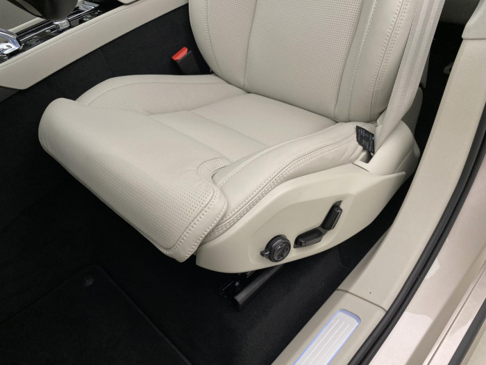 Volvo XC90 B5 AWD AUT BRIGHT PLUS 7míst na operativní leasing