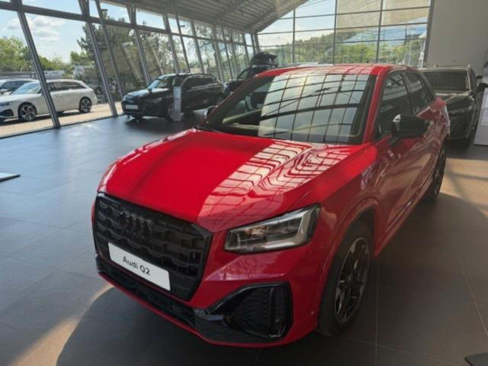 Audi Q2 Sline 35 TFSI Stronic na operativní leasing