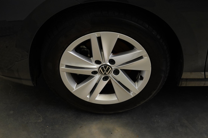 Volkswagen Golf 1.0 TSI 81 kW Life na operativní leasing