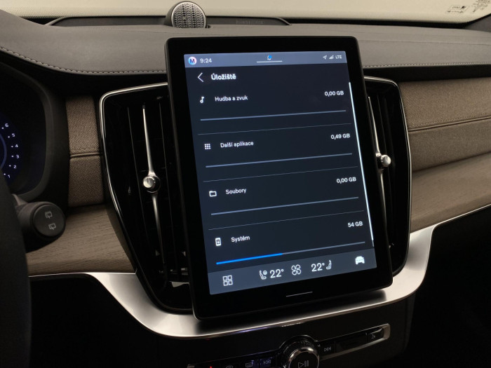Volvo XC90 B5 AWD AUT BRIGHT PLUS na operativní leasing