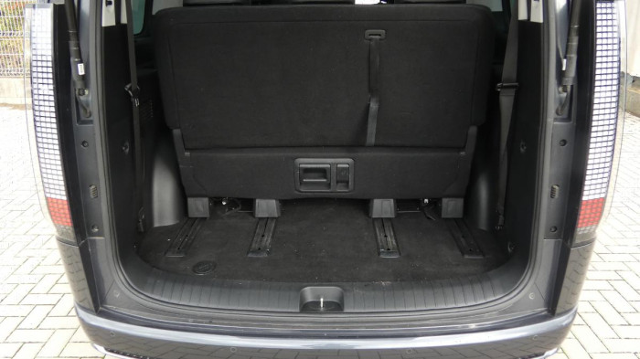 Hyundai Staria 2.2 CRDi Luxury 4x4 Auto na operativní leasing