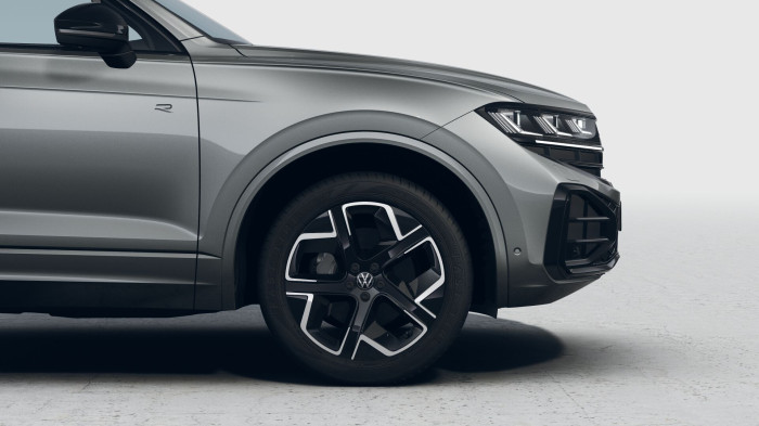 Volkswagen Touareg R-Line V6 3,0 TDI 210 kW 4MOT na operativní leasing