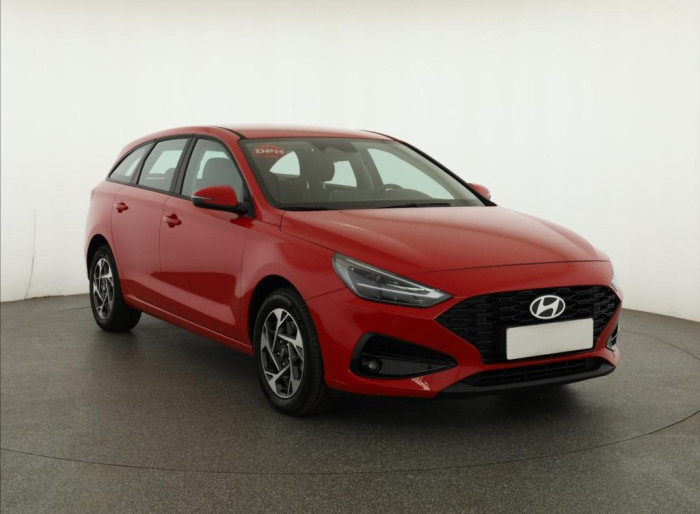 Hyundai i30 Combi Comfort 1.5 DPI 71 kW Manuál na operativní leasing