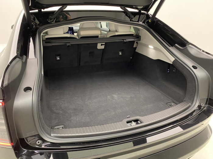 Volvo ES90 PURE ELECTRIC EXT.SINGLE ULTRA na operativní leasing