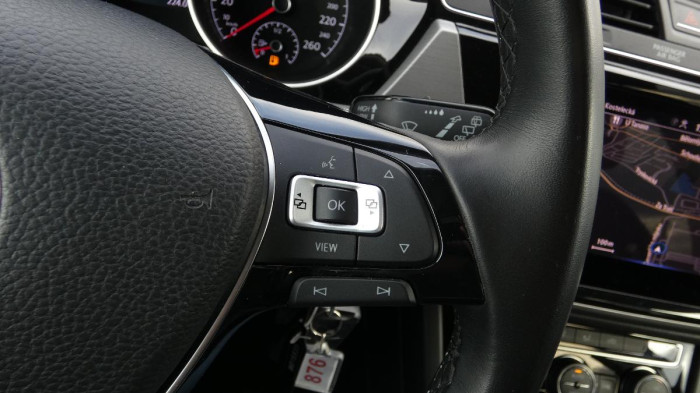 Volkswagen Touran 1.5 TSI Comfortline na operativní leasing