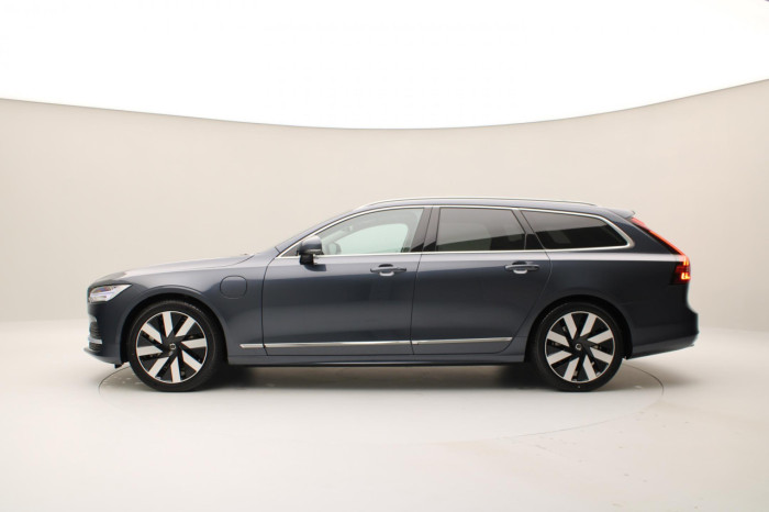 Volvo V90 T6 AWD Plug-in BRIGHT PLUS na operativní leasing