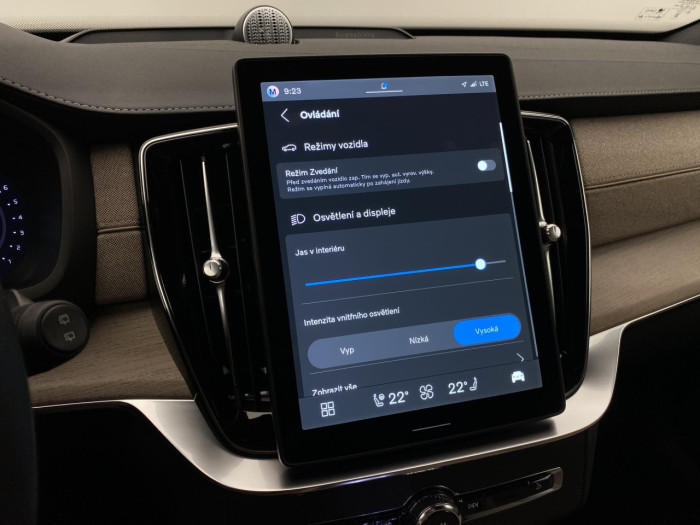 Volvo XC90 B5 AWD AUT BRIGHT PLUS na operativní leasing
