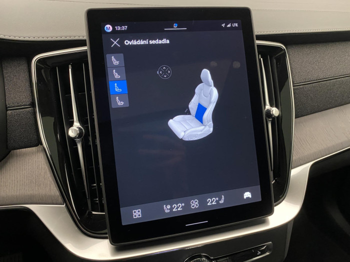 Volvo XC90 T8 AWD RECHARGE BRIGHT ULTRA na operativní leasing
